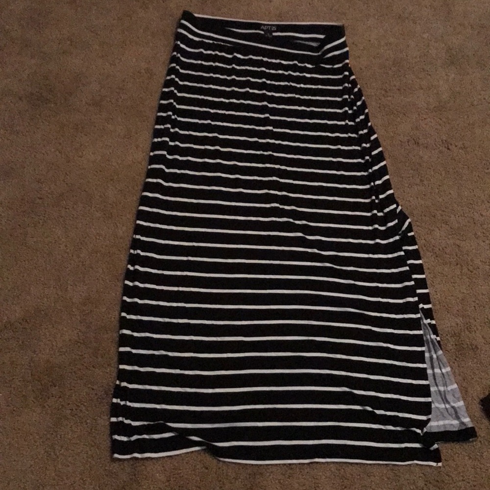 Large maxi skirt